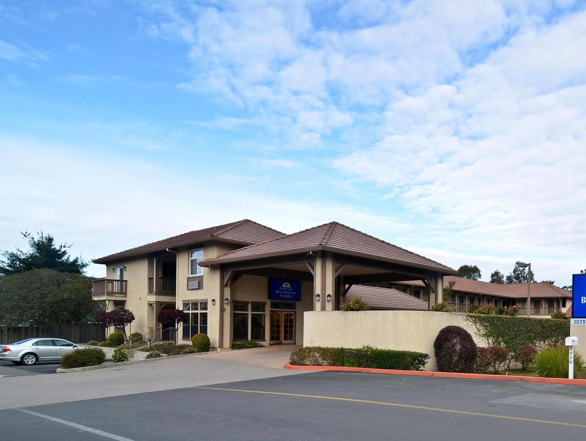 The Miramar Inn Half Moon Bay Extérieur photo