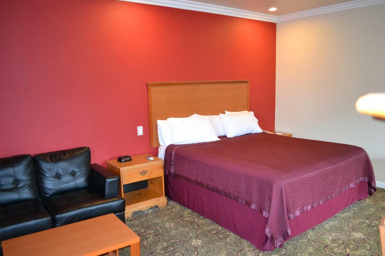 The Miramar Inn Half Moon Bay Extérieur photo